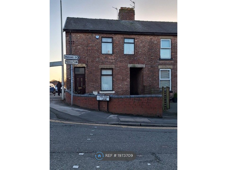 4 bed end terrace house to rent in Halsall Lane, Ormskirk L39, £520 pcm