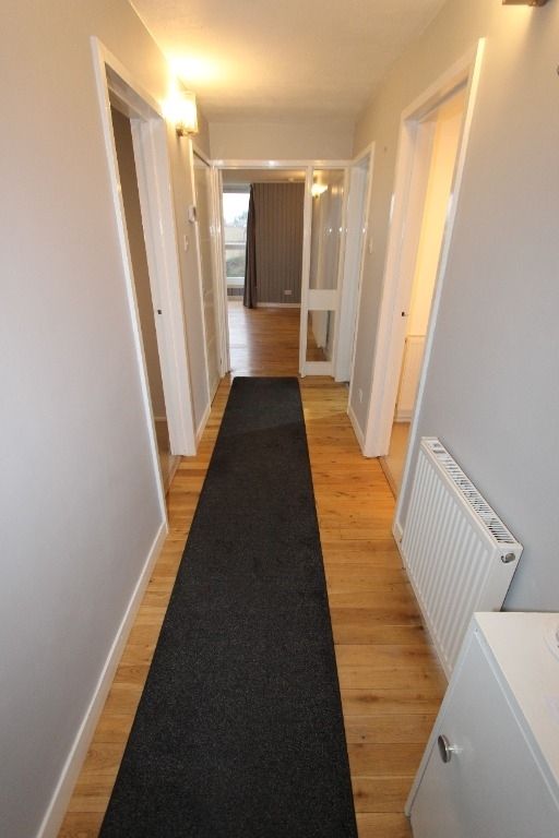 2 bed flat to rent in Fair A Far, Cramond, Edinburgh EH4, £1,300 pcm