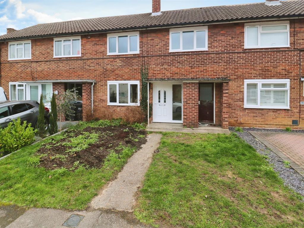 3 bed terraced house for sale in Halling Hill, Harlow CM20, £325,000