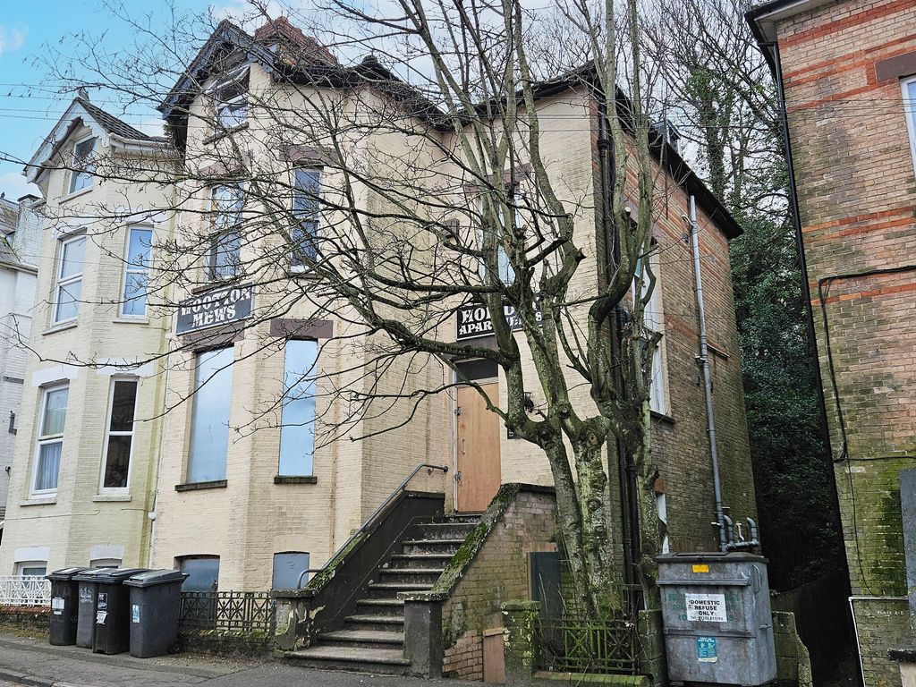 Block of flats for sale in HMO, Bournemouth BH1, £350,000