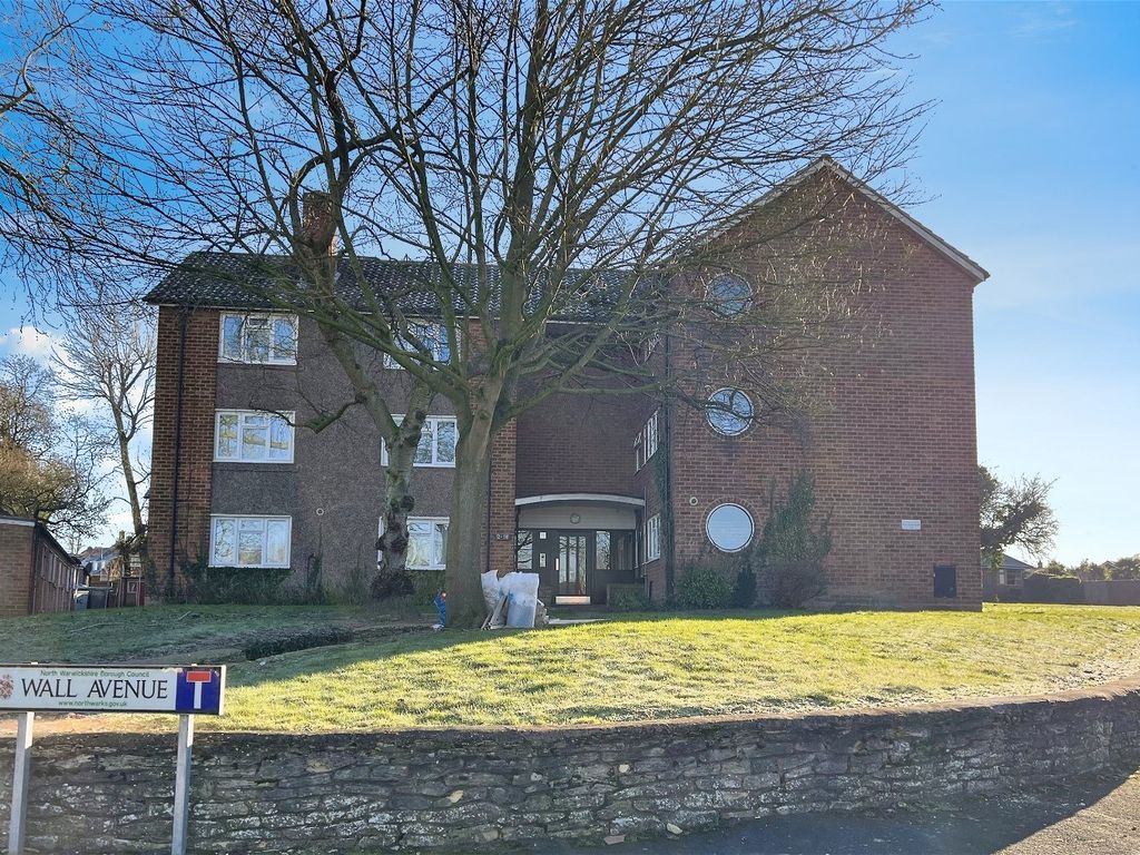 1 bed flat for sale in Wall Avenue, Coleshill B46, £125,000