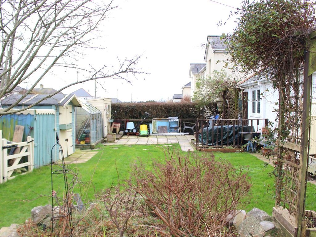 3 bed semi-detached house for sale in Barons Close, Llantwit Major CF61, £325,000