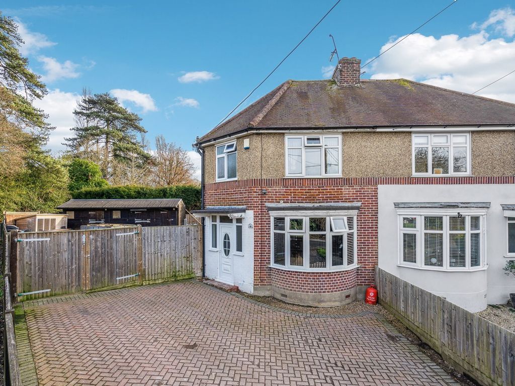 3 bed semi-detached house for sale in Orchard Villas, Stoke Poges SL3, £625,000