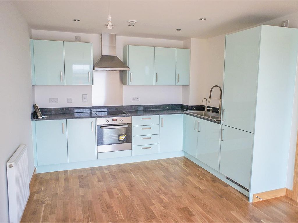 1 bed flat to rent in Smeaton Court, Hertford SG13, £1,250 pcm