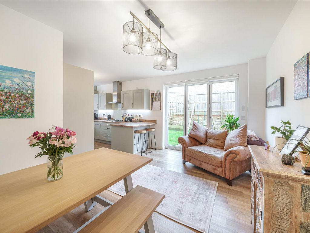4 bed property for sale in Hanover View, Milborne Port, Sherborne DT9, £465,000
