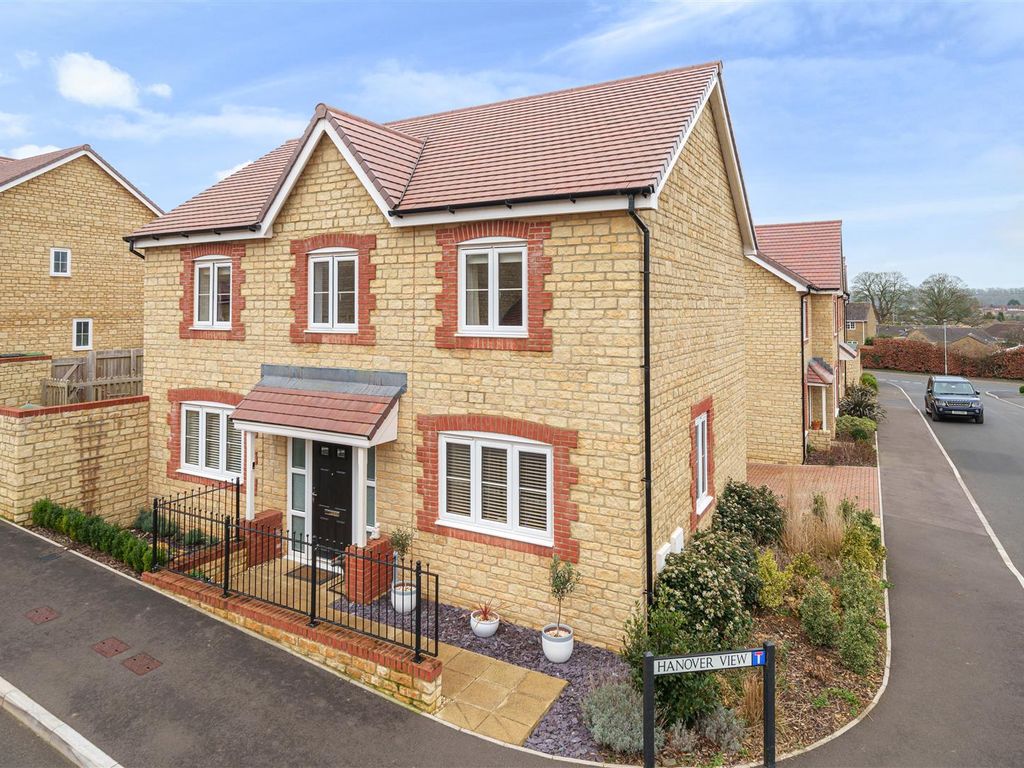 4 bed property for sale in Hanover View, Milborne Port, Sherborne DT9, £465,000