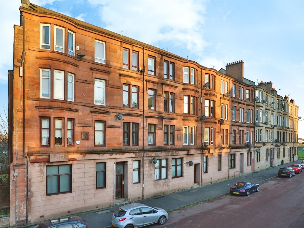 1 bed flat for sale in Springburn Road, Springburn, Glasgow G21, £75,000