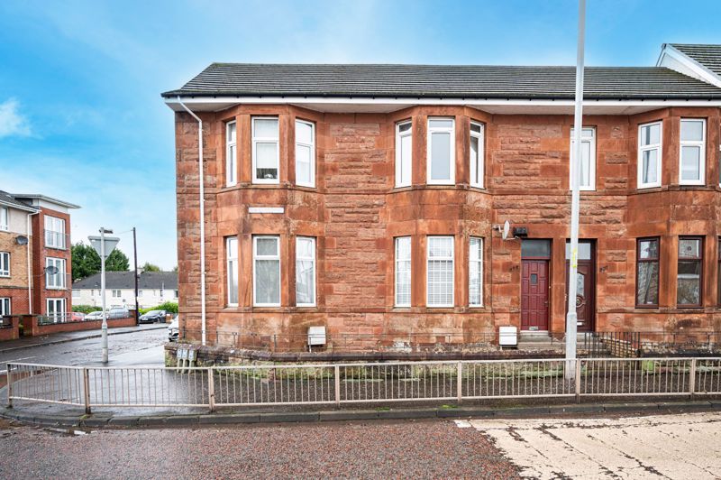 1 bed flat for sale in Shields Road, Motherwell ML1, £69,995