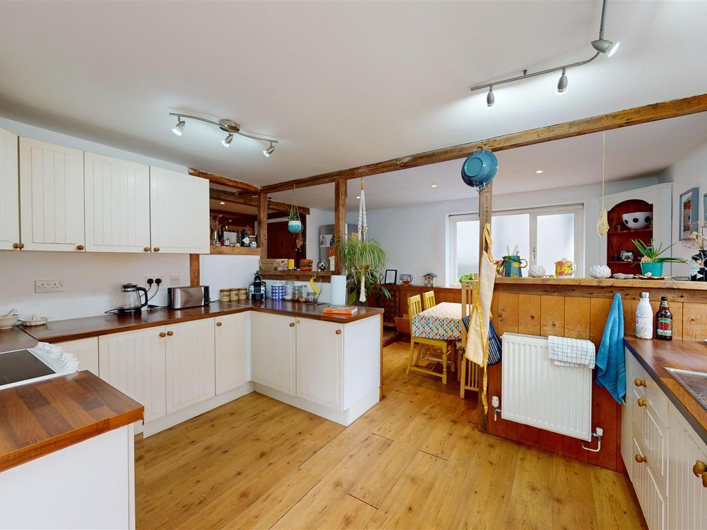 3 bed cottage for sale in Court Drive, Llansannor, Cowbridge CF71, £499,950