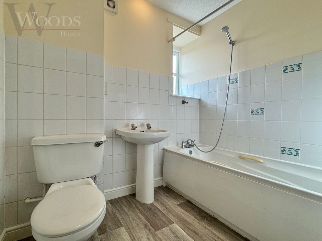 1 bed flat for sale in Apartment 7 The Granary Coronation Road, Totnes, Devon TQ9, £175,000