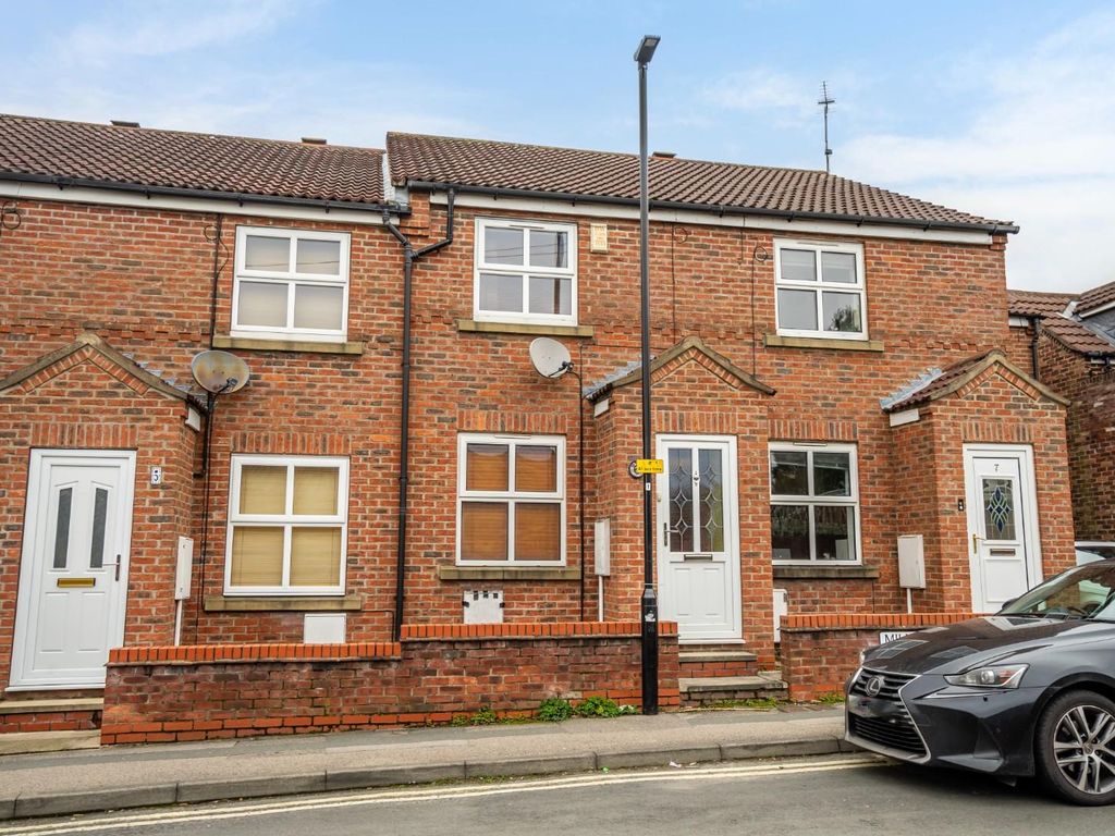 2 bed terraced house for sale in Millennium Court, Hallfield Road, York YO31, £260,000