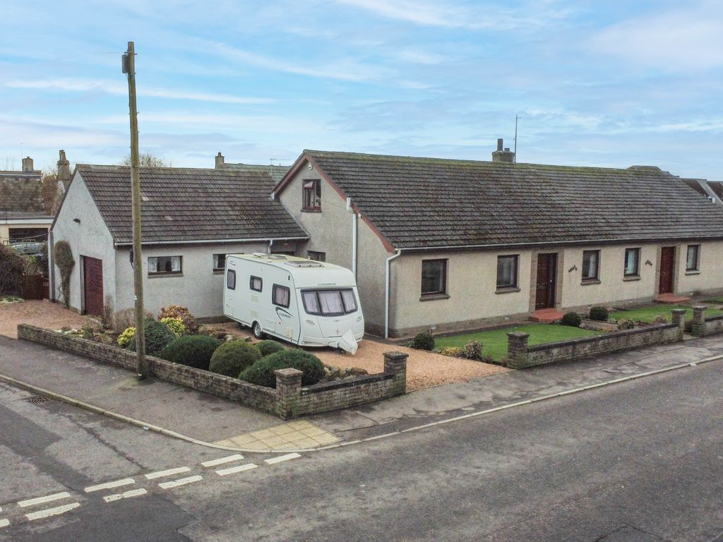 3 bed semi-detached bungalow for sale in Barry Road, Carnoustie DD7, £230,000