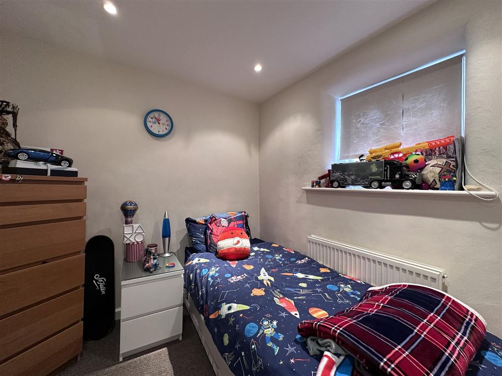 2 bed detached house to rent in The Malthouse, Avonvale Place, Batheaston BA1, £1,350 pcm