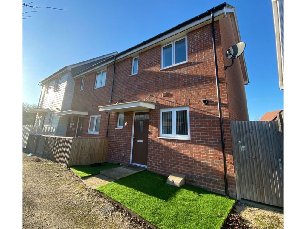 2 bed end terrace house for sale in Ellingham View, Dartford DA1, £358,000