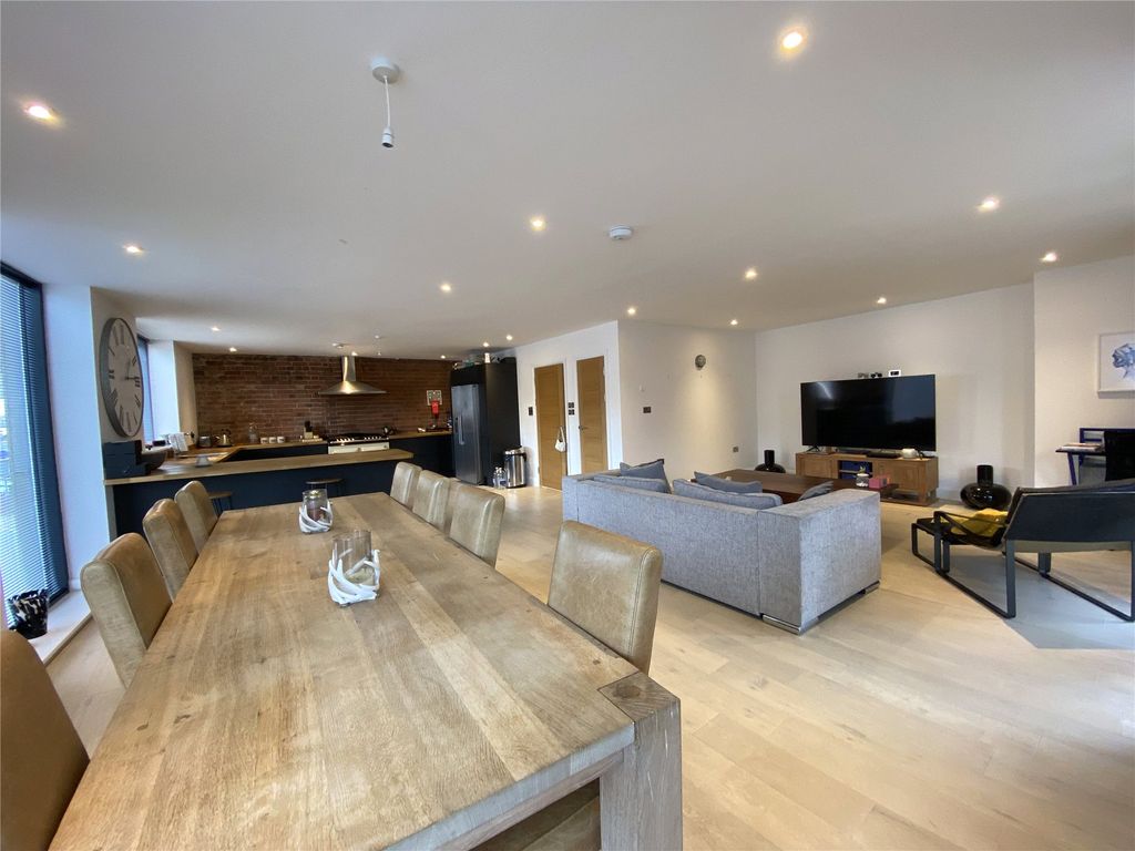 3 bed flat for sale in The Quay, Exeter, Devon EX2, £650,000