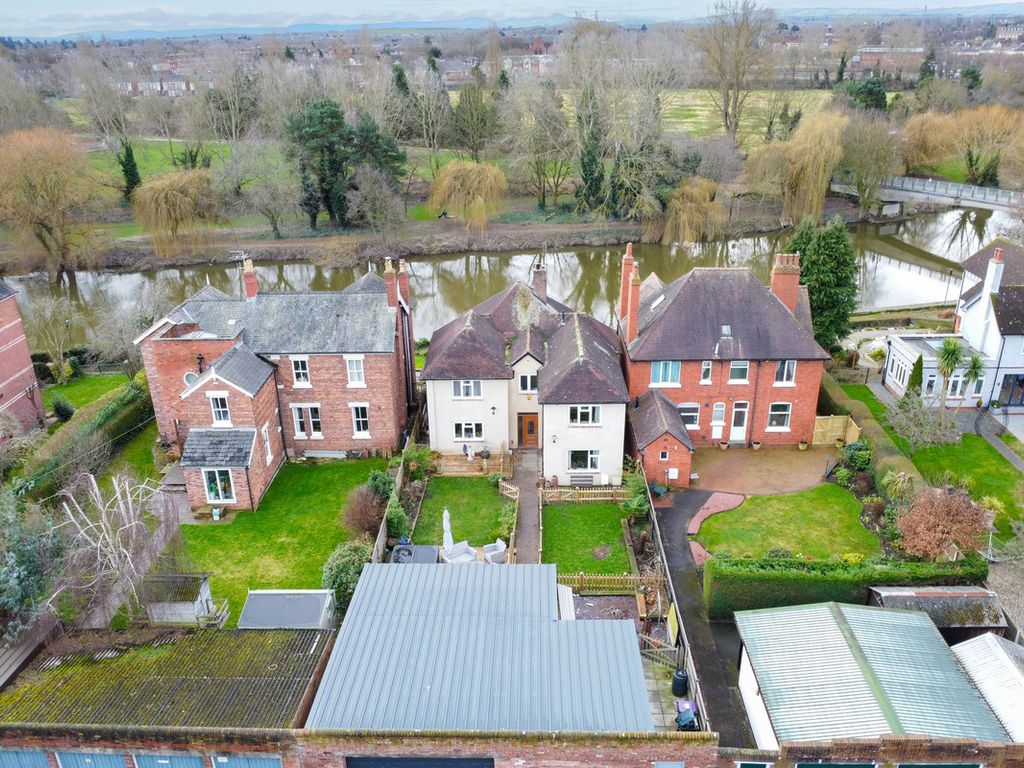 5 bed detached house for sale in Severn Bank, Shrewsbury SY1, £850,000