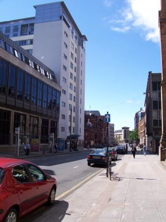2 bed flat to rent in Bath Street, Glasgow G2, £1,200 pcm