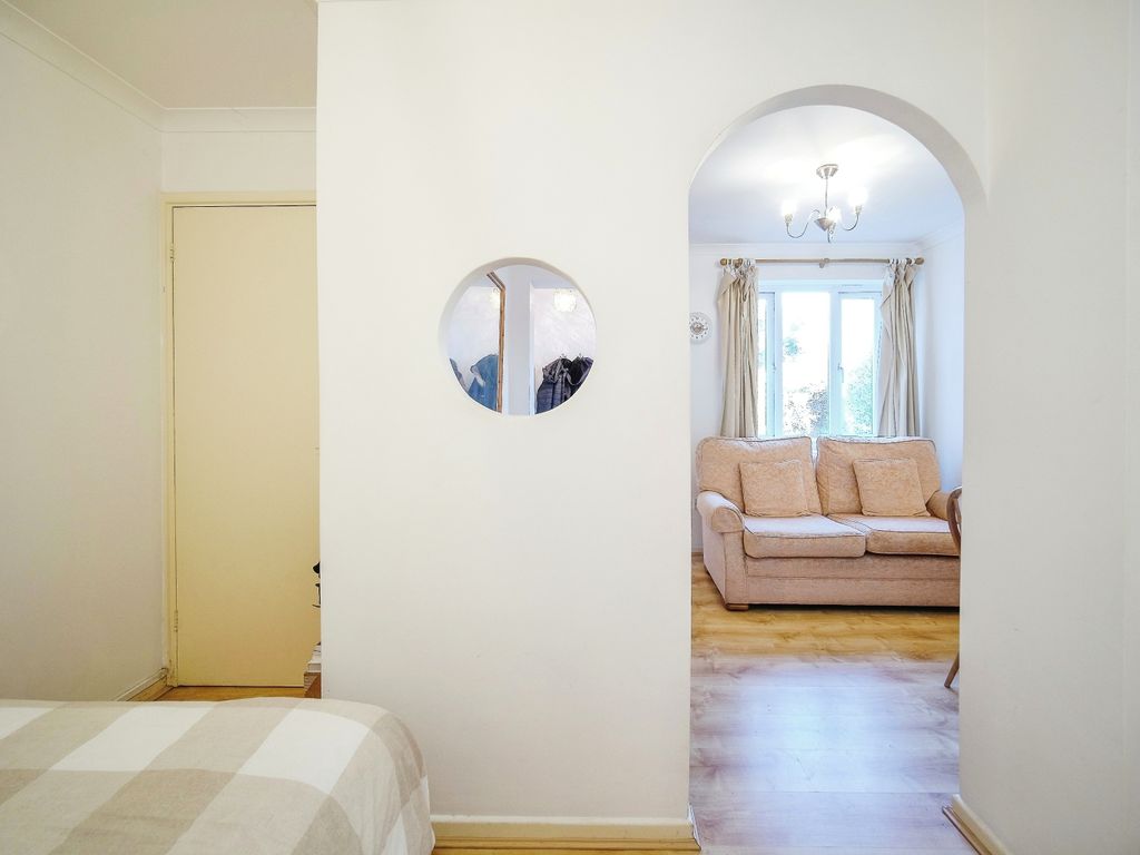 1 bed flat for sale in Boxford Ridge, Bracknell, Berkshire RG12, £170,000