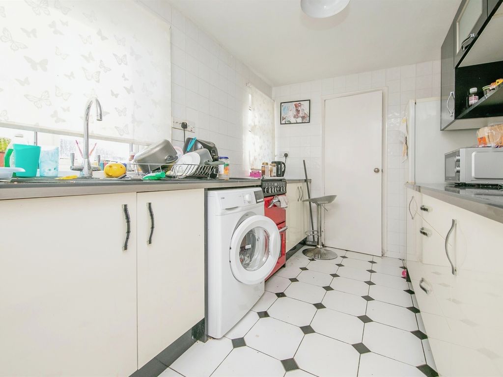 1 bed maisonette for sale in Mallard Way, Ipswich IP2, £110,000