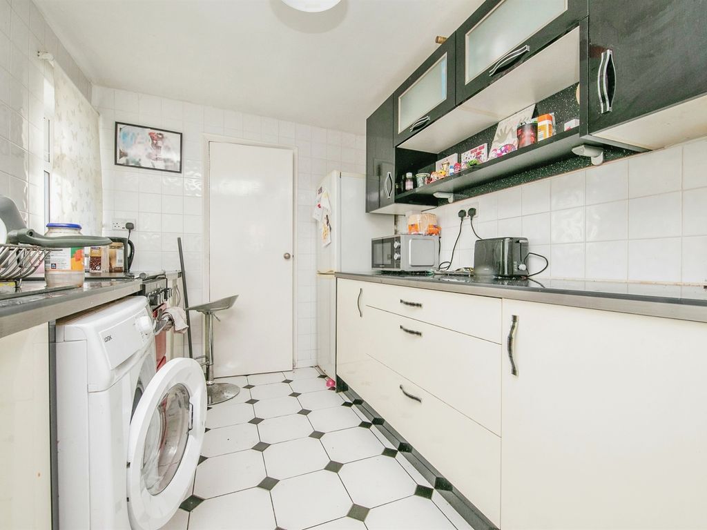 1 bed maisonette for sale in Mallard Way, Ipswich IP2, £110,000