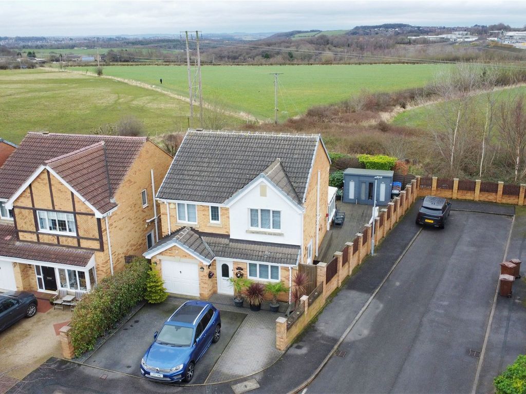 4 bed detached house for sale in Chilcombe Place, Birdwell, Barnsley S70, £375,000