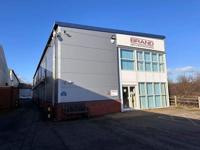 Industrial to let in Office & Workshop Premises (Unit 3), Manby Road, Immingham, North East Lincolnshire DN40, £170,000 pa
