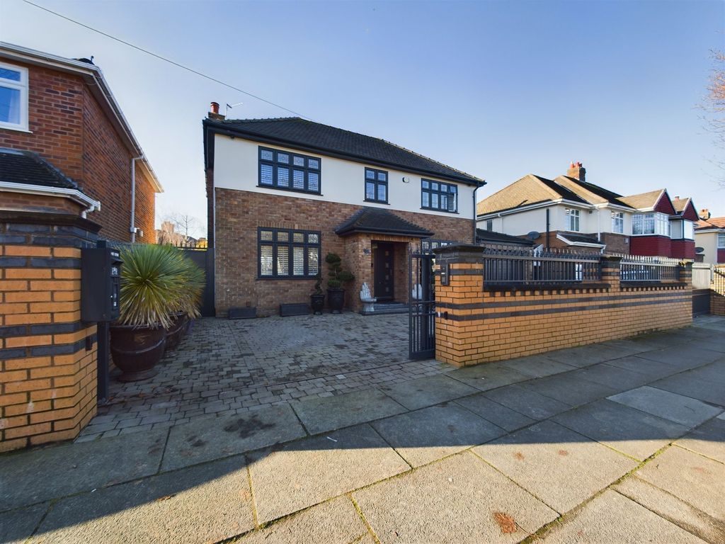 4 bed detached house for sale in Childwall Park Avenue, Childwall, Liverpool. L16, £875,000