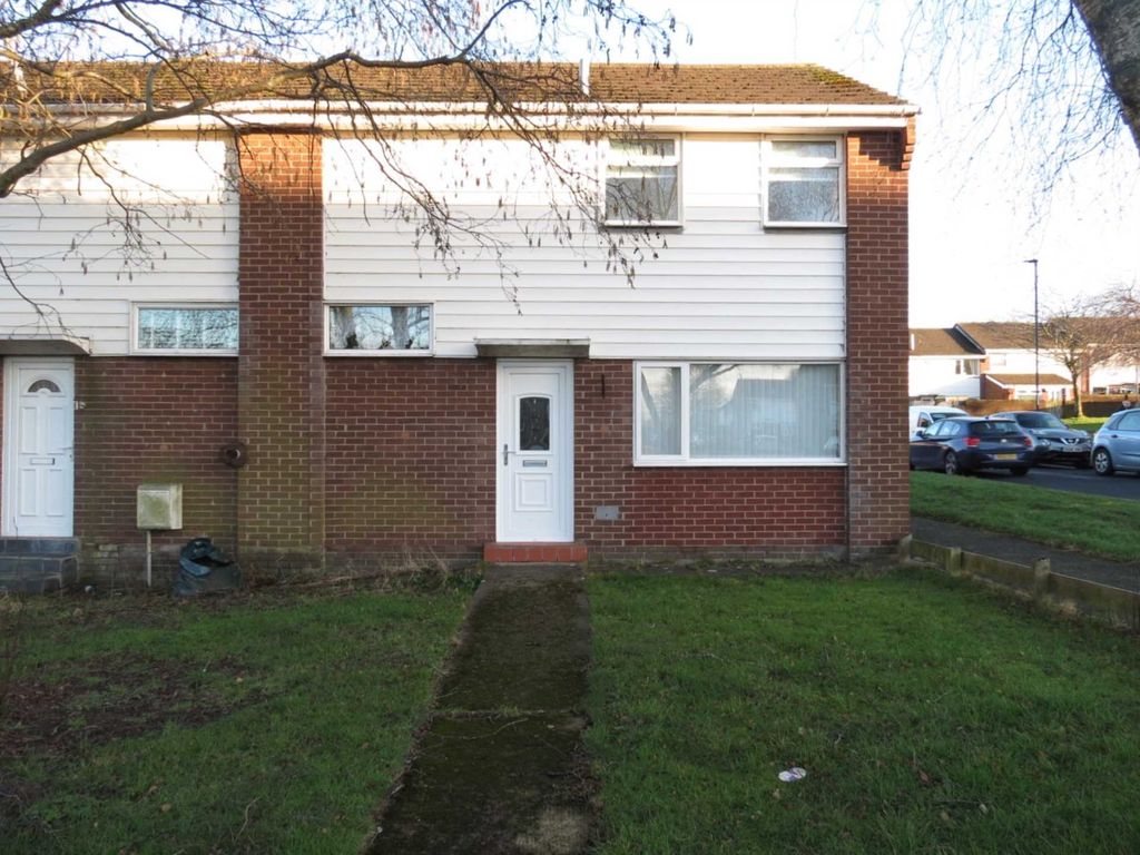 2 bed end terrace house for sale in Whorlton Place, Hillheads NE5, £130,000
