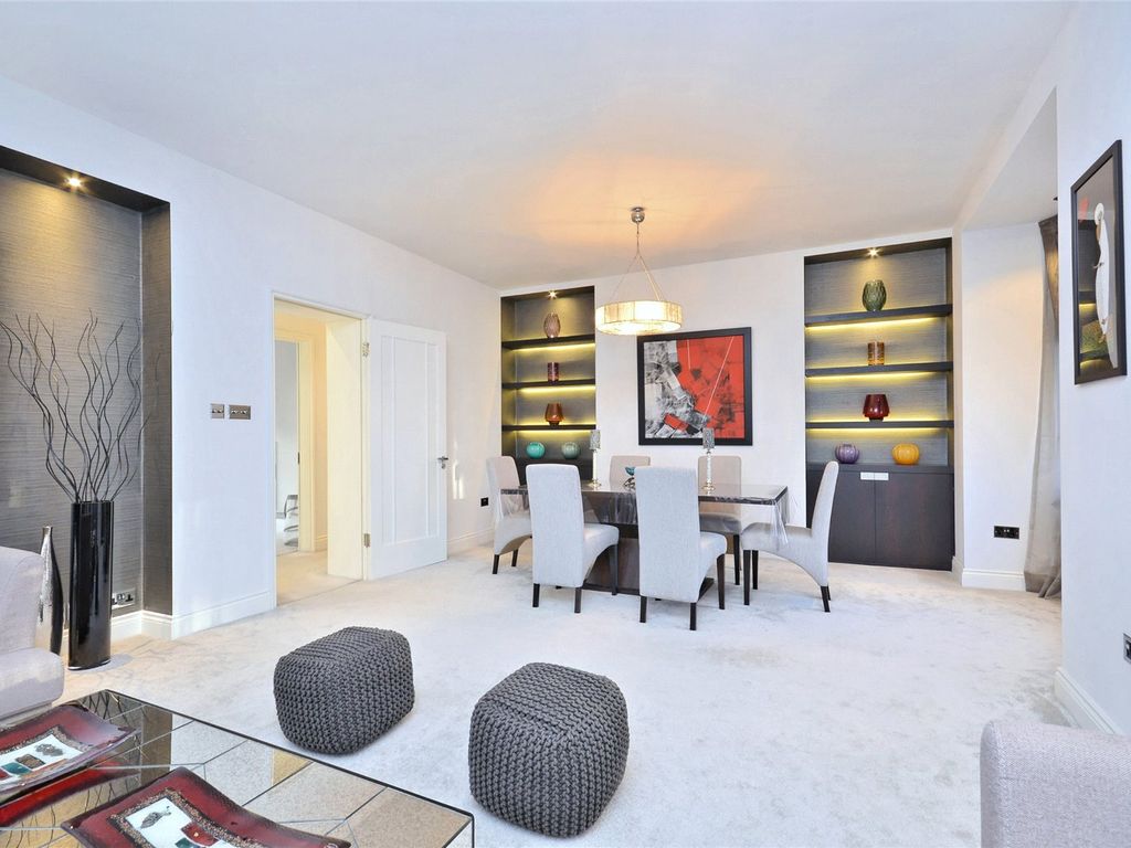 3 bed flat to rent in Abbey Court, Abbey Road, St. John's Wood, London NW8, £4,333 pcm