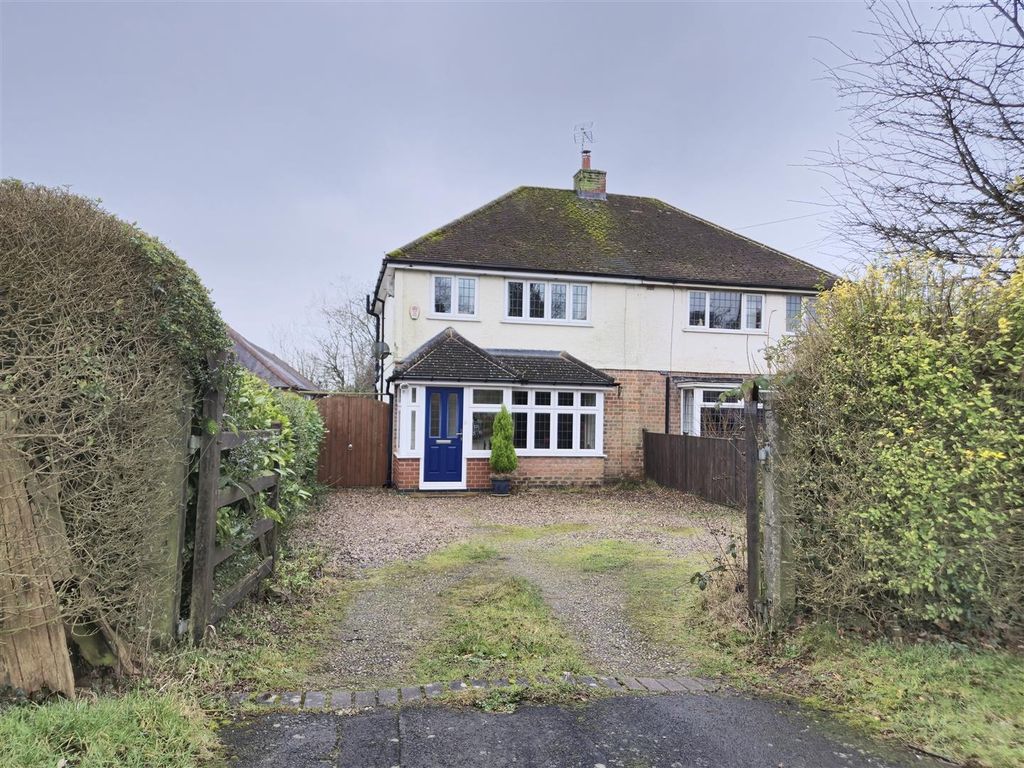 3 bed semi-detached house for sale in Markfield Lane, Markfield, Leicestershire LE67, £350,000