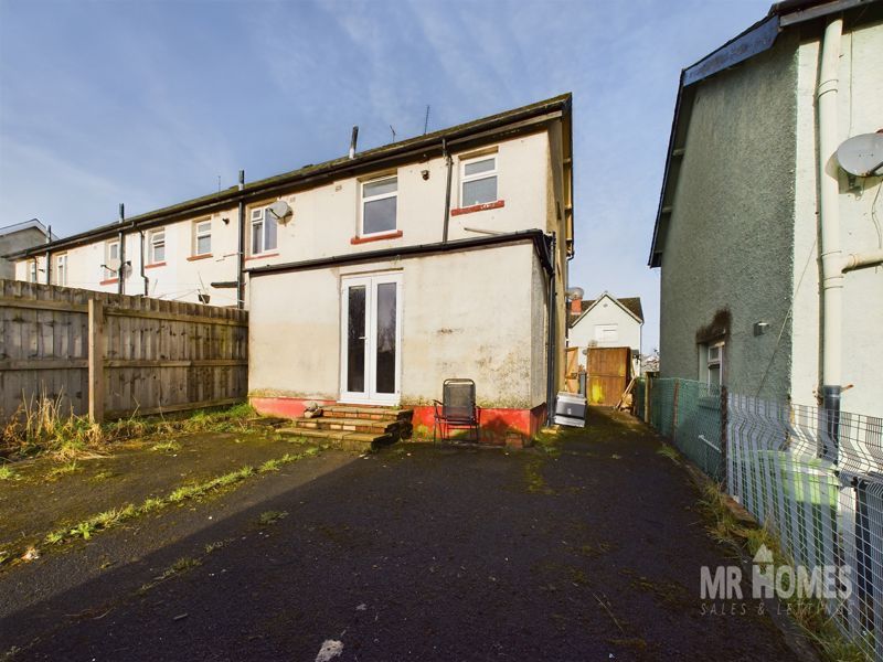 2 bed end terrace house for sale in Sevenoaks Road, Ely, Cardiff CF5, £139,950