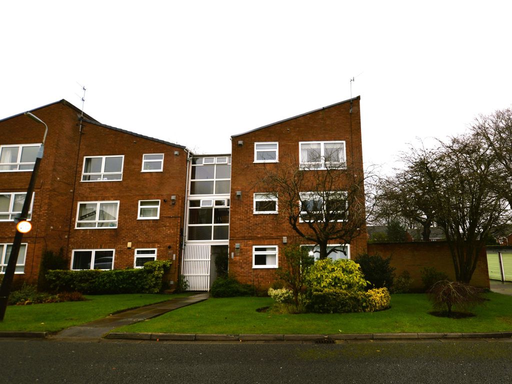 2 bed flat for sale in Martindale Road, Liverpool L18, £189,995