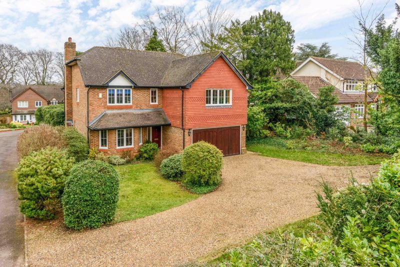 5 bed detached house for sale in Manor Place, Great Bookham, Bookham, Leatherhead KT23, £1,295,000
