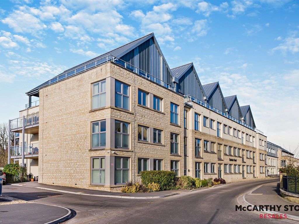1 bed flat for sale in Bowles Court, Westmead Lane, Chippenham SN15, £120,000