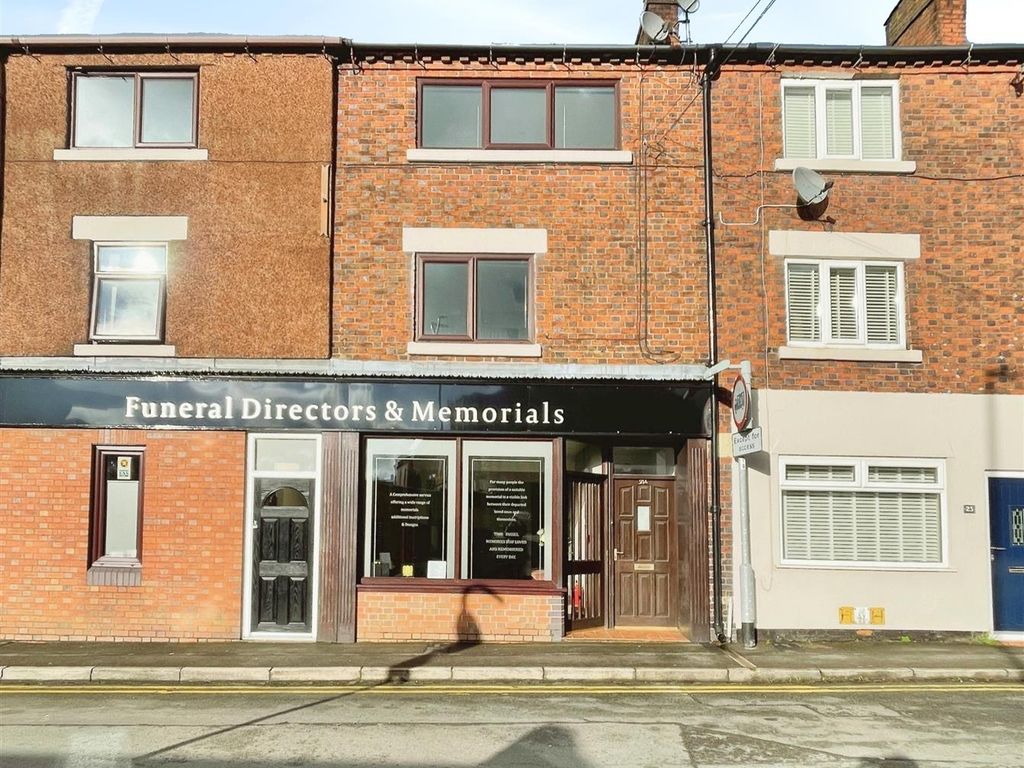 2 bed flat for sale in Fountain Street, Leek, Staffordshire ST13, £95,000