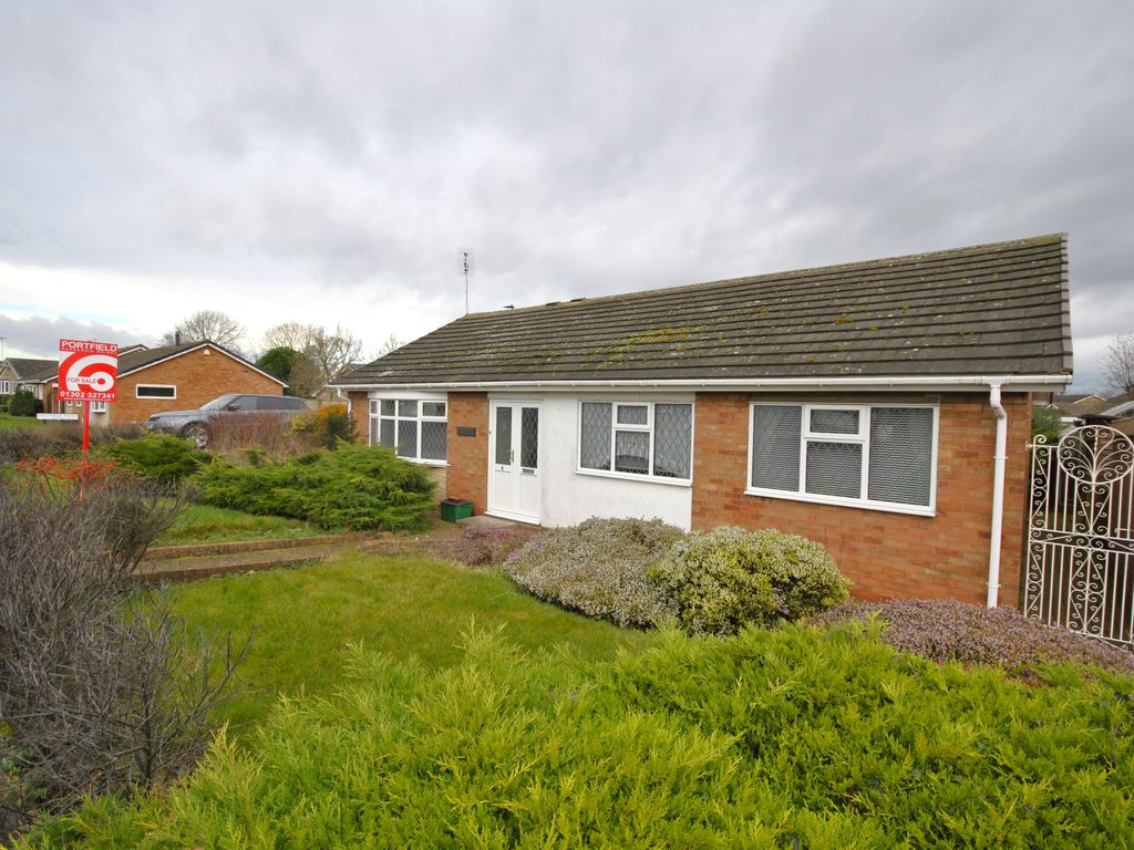 3 bed detached bungalow for sale in Westfield Road, Tickhill, Doncaster DN11, £300,000