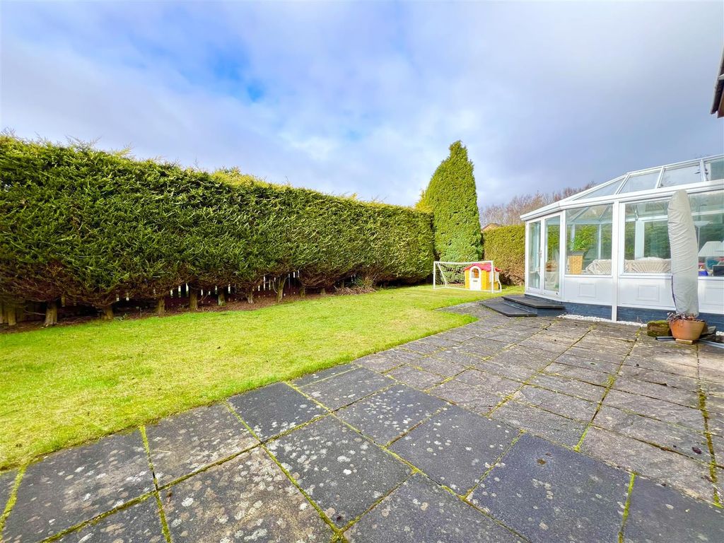 4 bed detached house for sale in Eden Park, Bothwell, Glasgow G71, £480,000