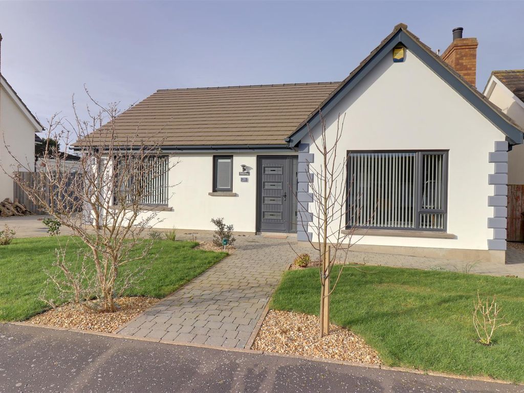 3 bed bungalow for sale in 28 Ringbuoy Cove, Cloughey, Newtownards BT22, £225,000