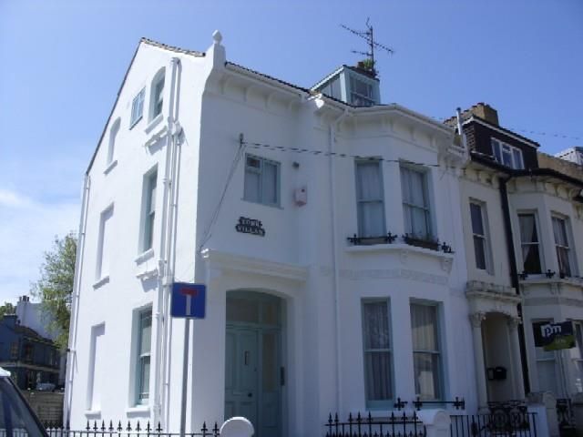 1 bed flat to rent in York Villas, Brighton BN1, £1,095 pcm