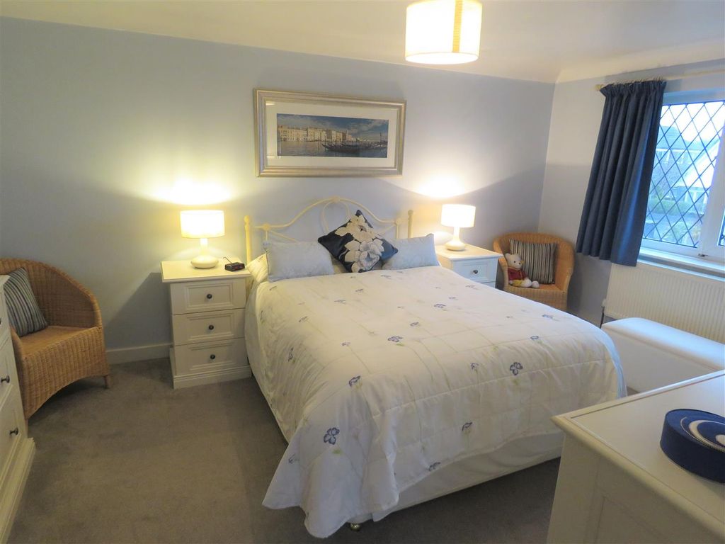 3 bed detached house for sale in Silverdale, Hesketh Bank, Preston PR4, £299,950