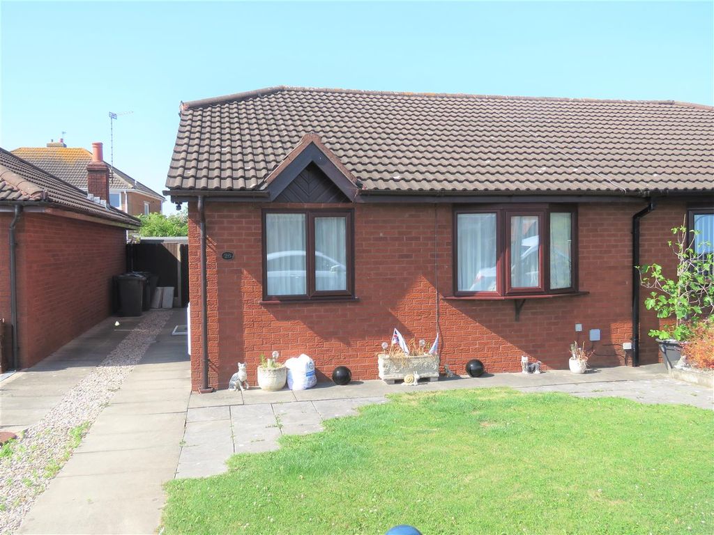 2 bed semi-detached bungalow for sale in Woodlee Road, Hesketh Bank, Preston PR4, £179,950