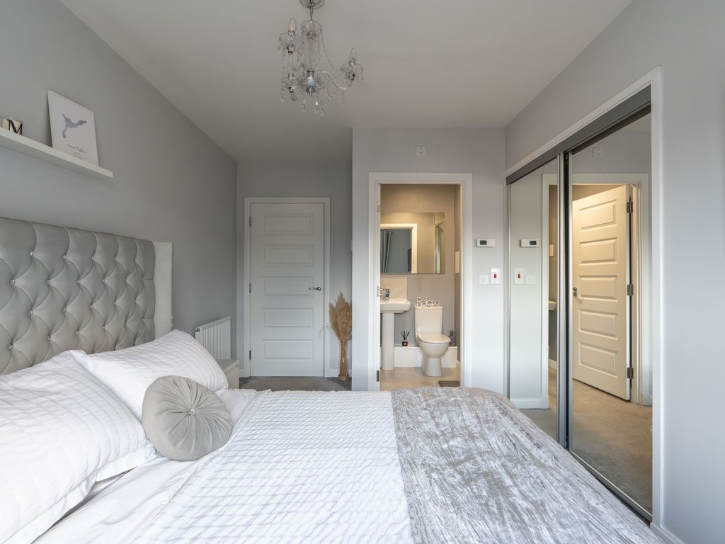 2 bed flat for sale in 2/8 Bowbridge Crescent, Edinburgh EH17, £215,000