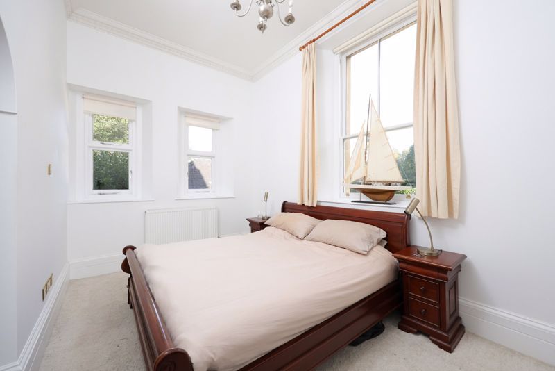 2 bed flat for sale in Hazelwood Road, Stoke Bishop, Bristol BS9, £399,950
