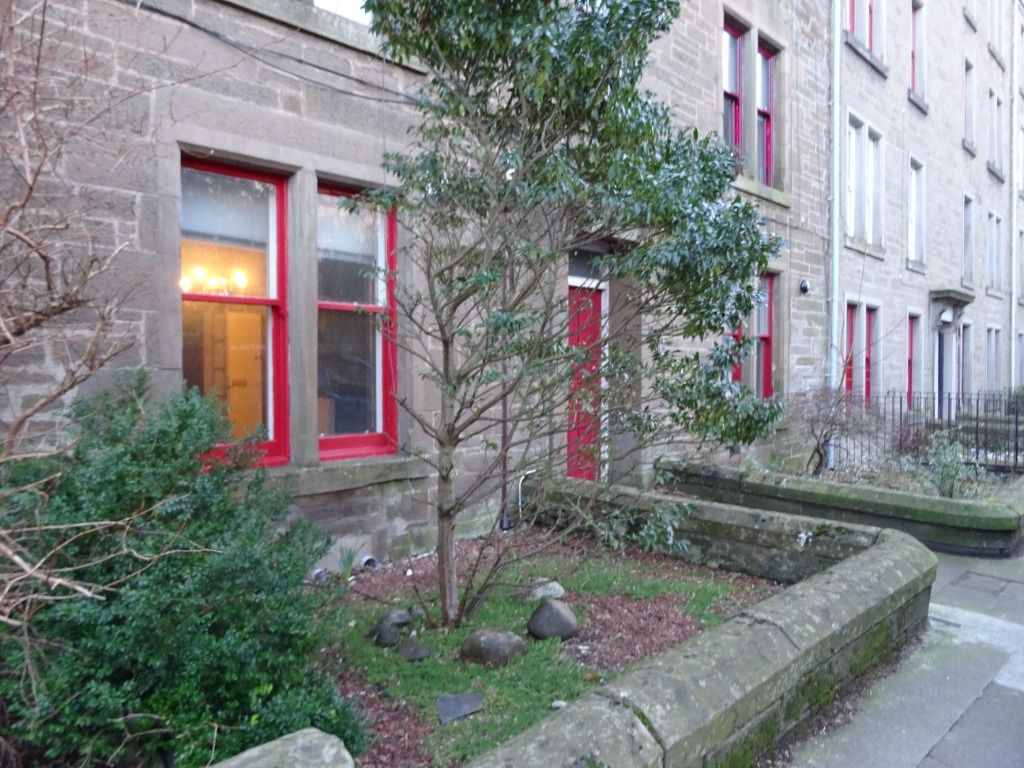 1 bed flat to rent in Roseangle, West End, Dundee DD1, £750 pcm