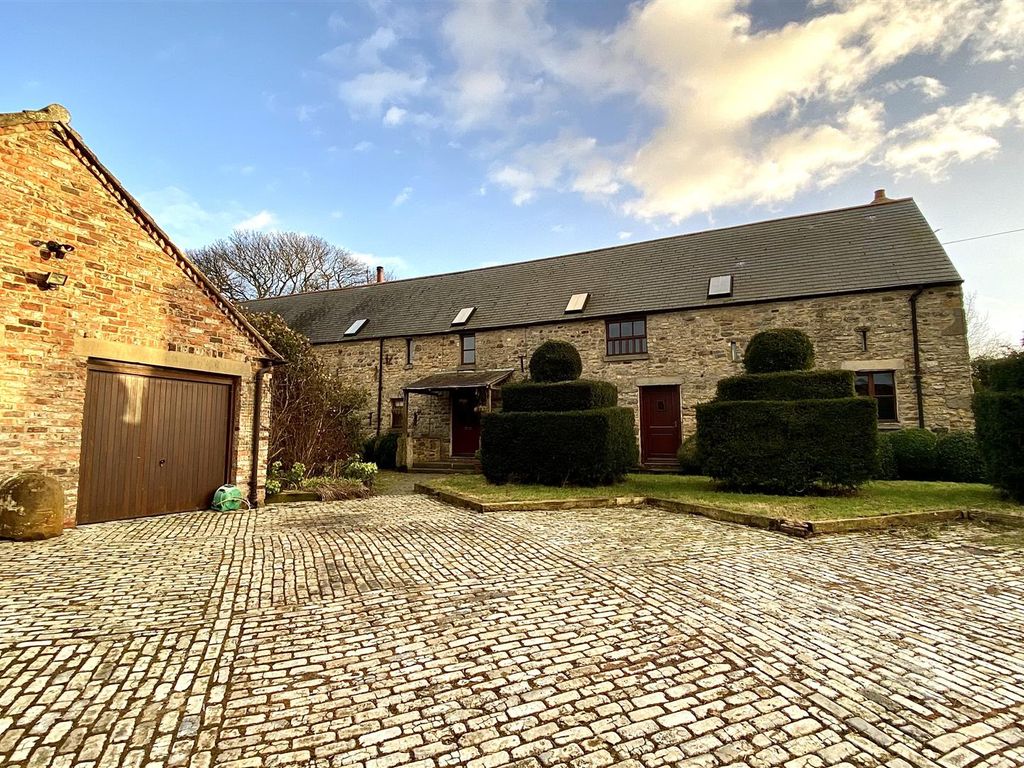 5 bed barn conversion to rent in Blue Barn, Old Cassop, Durham DH6, £1,750 pcm