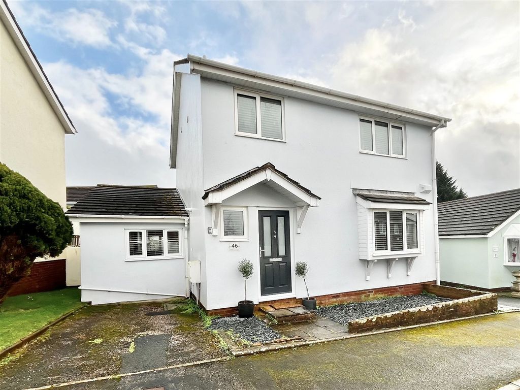 4 bed detached house for sale in Hound Tor Close, Paignton TQ4, £340,000