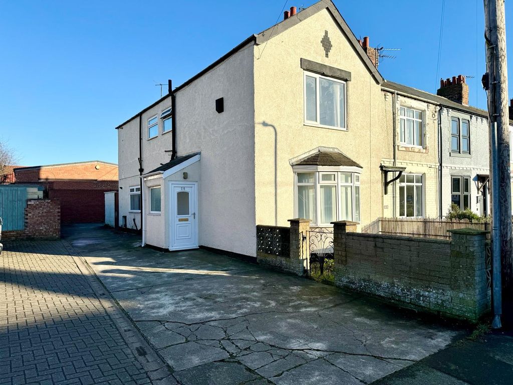 3 bed terraced house for sale in Romany Road, Great Ayton, Middlesbrough TS9, £152,000