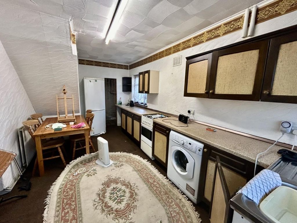 3 bed property for sale in Aldgate, Ellesmere Port CH65, £177,500