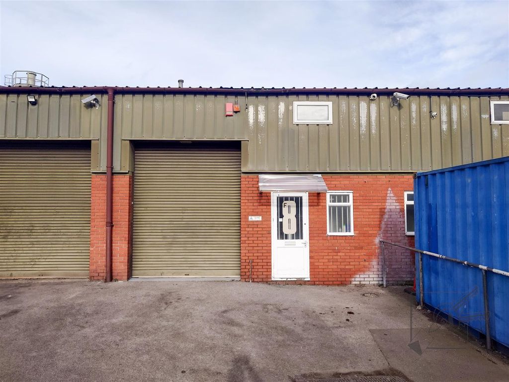 Warehouse to let in Lower Road, Northfleet, Gravesend DA11, £20,004 pa
