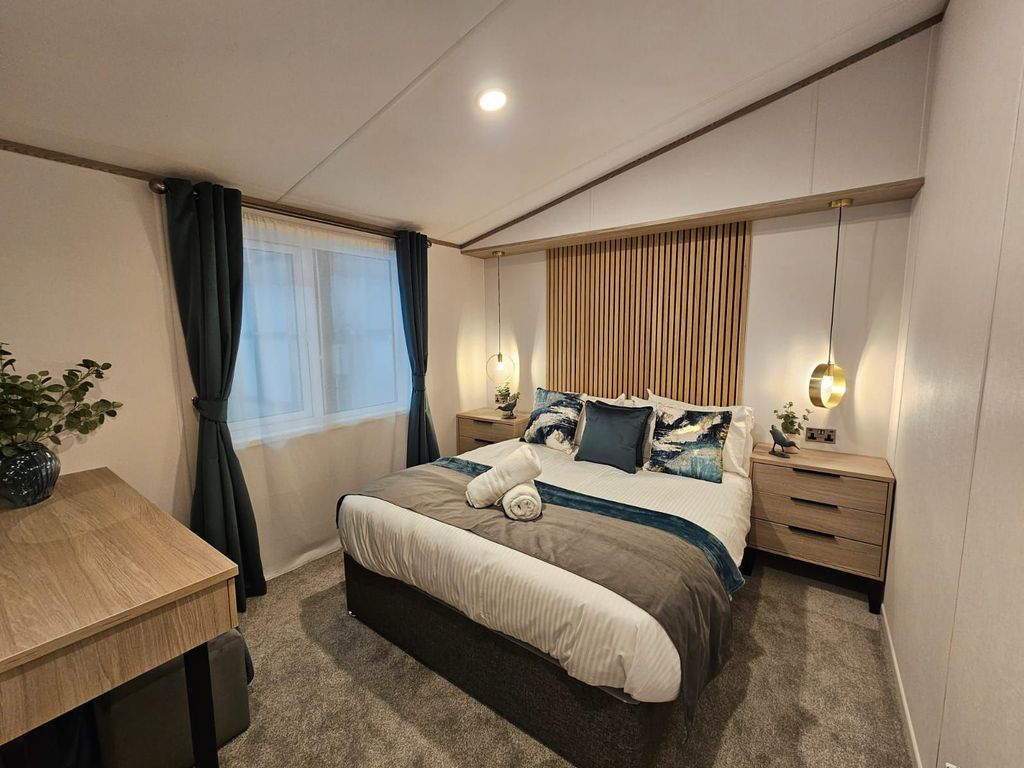 2 bed lodge for sale in Malton Road, Pickering YO18, £145,000